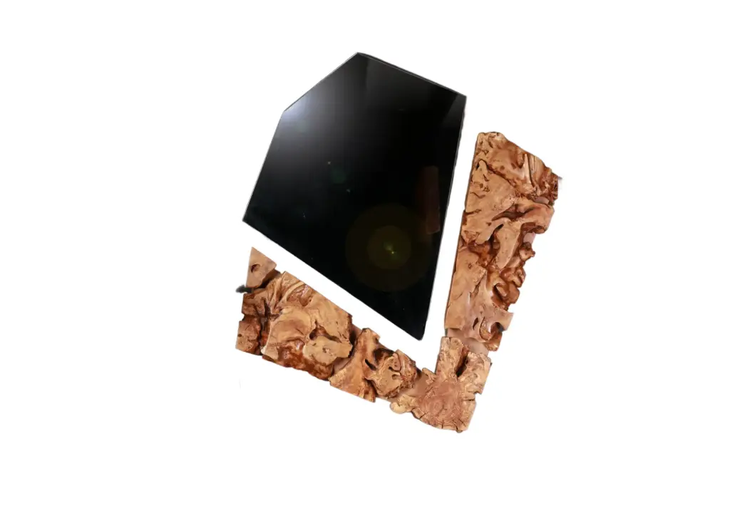 Broken Geometry Mirror